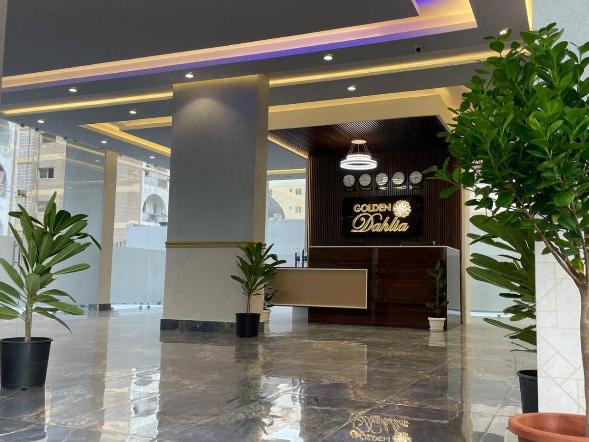 Golden Dahlia Fintas Aparthotel Kuwait City Bagian luar foto