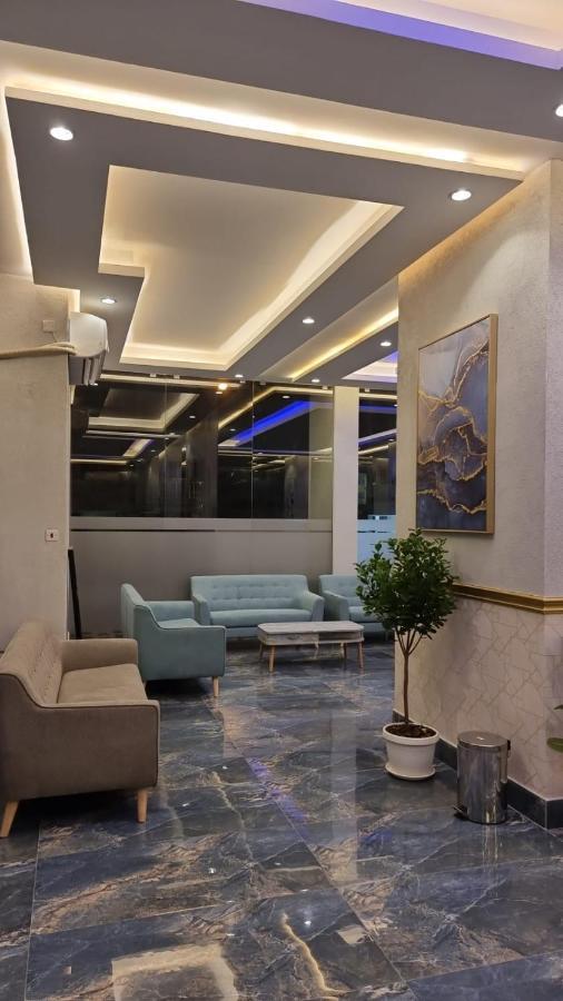 Golden Dahlia Fintas Aparthotel Kuwait City Bagian luar foto